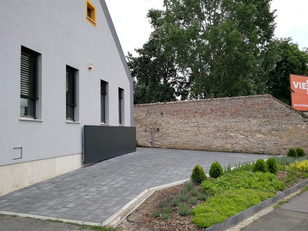 Zsinko Villa Pécs Esterno foto